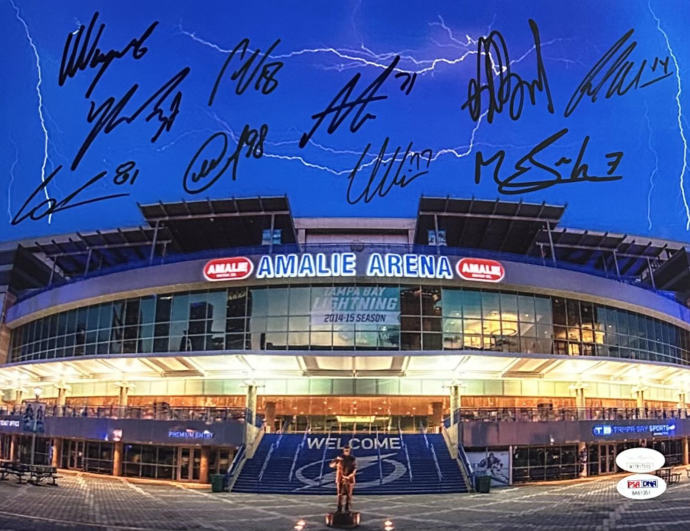 Team signed 11x14 photo Tampa Bay Lightning JSA PSA Vasilevskiy Kucherov Hedman