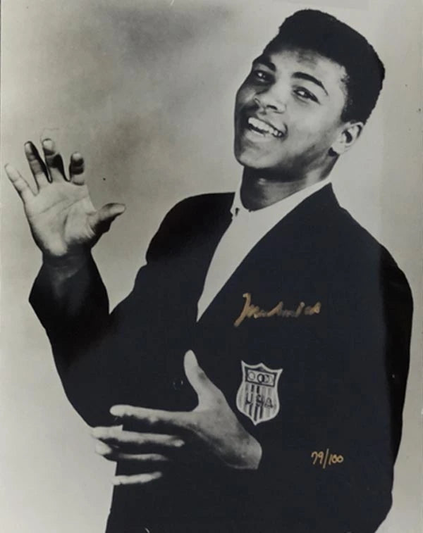 Muhammad Ali Signed 11x14 Photo - PSA/DNA