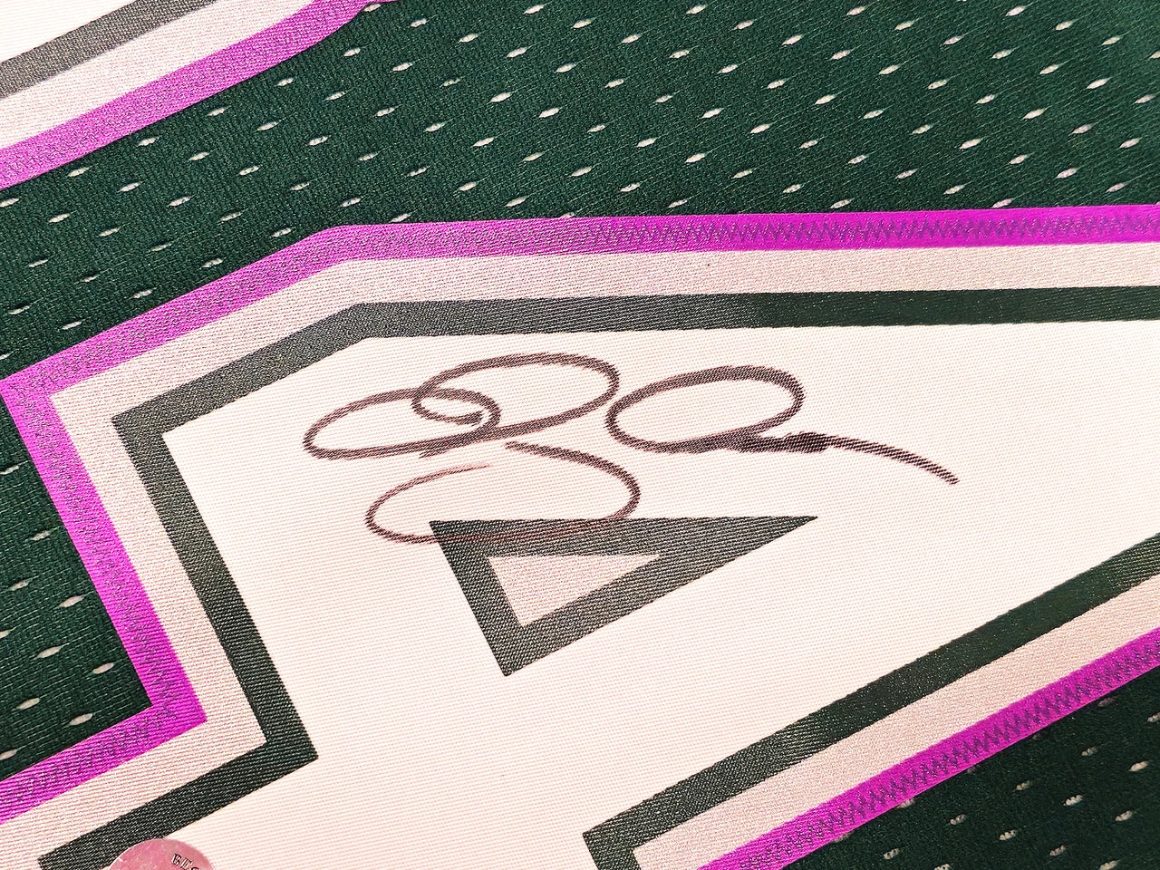 Ray Allen Signed Mitchell & Ness 1996-97 Ray Allen HWC Swingman Milwaukee Bucks  Jersey - Beckett