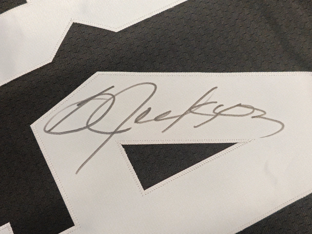 Bo Jackson Signed Mitchell & Ness 1988 Throwback  Oakland Raiders Jersey - Beckett