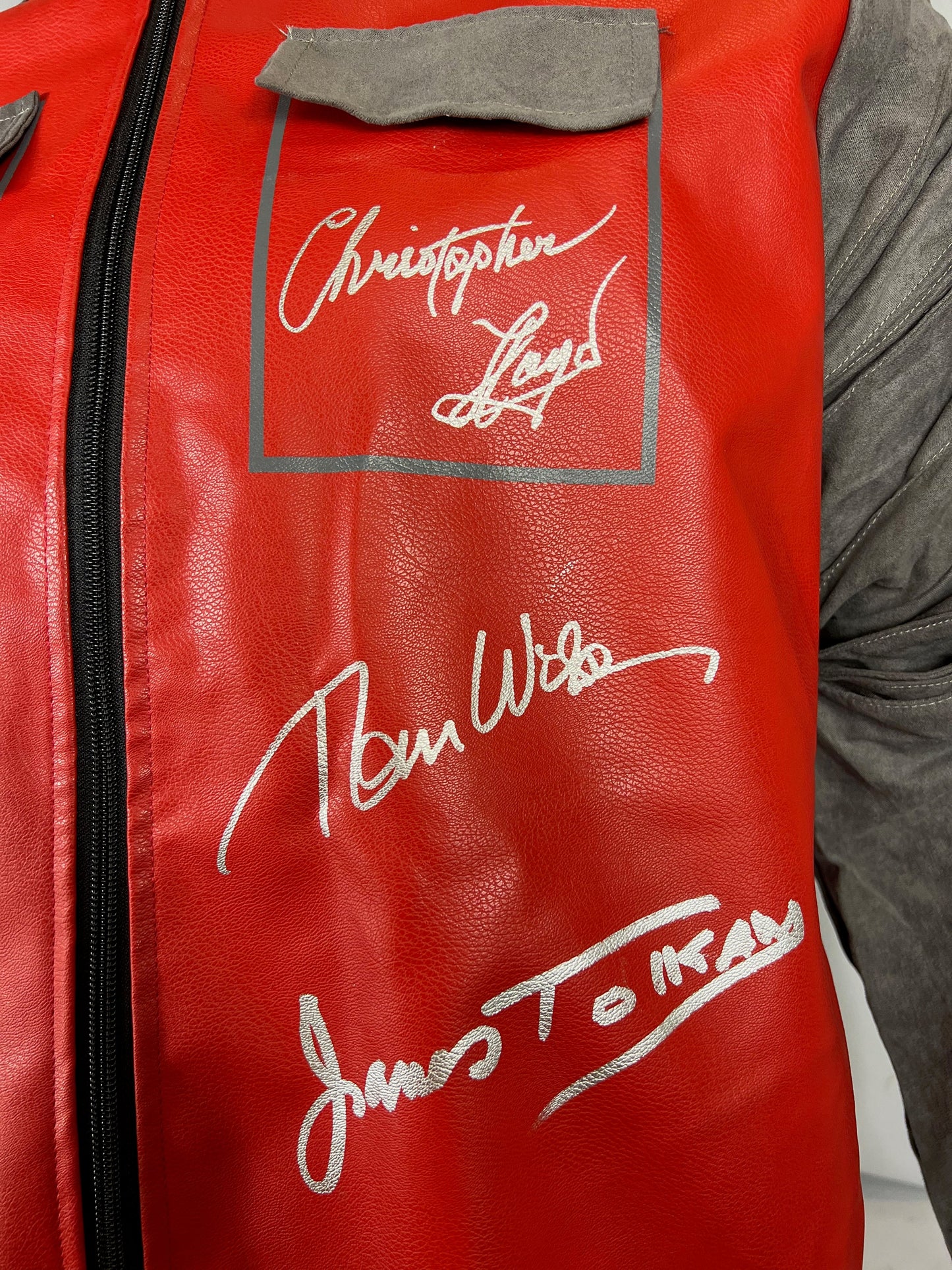Cast signed autographed Back to The Future jacket BAS Fox Lloyd Tolkan Lea
