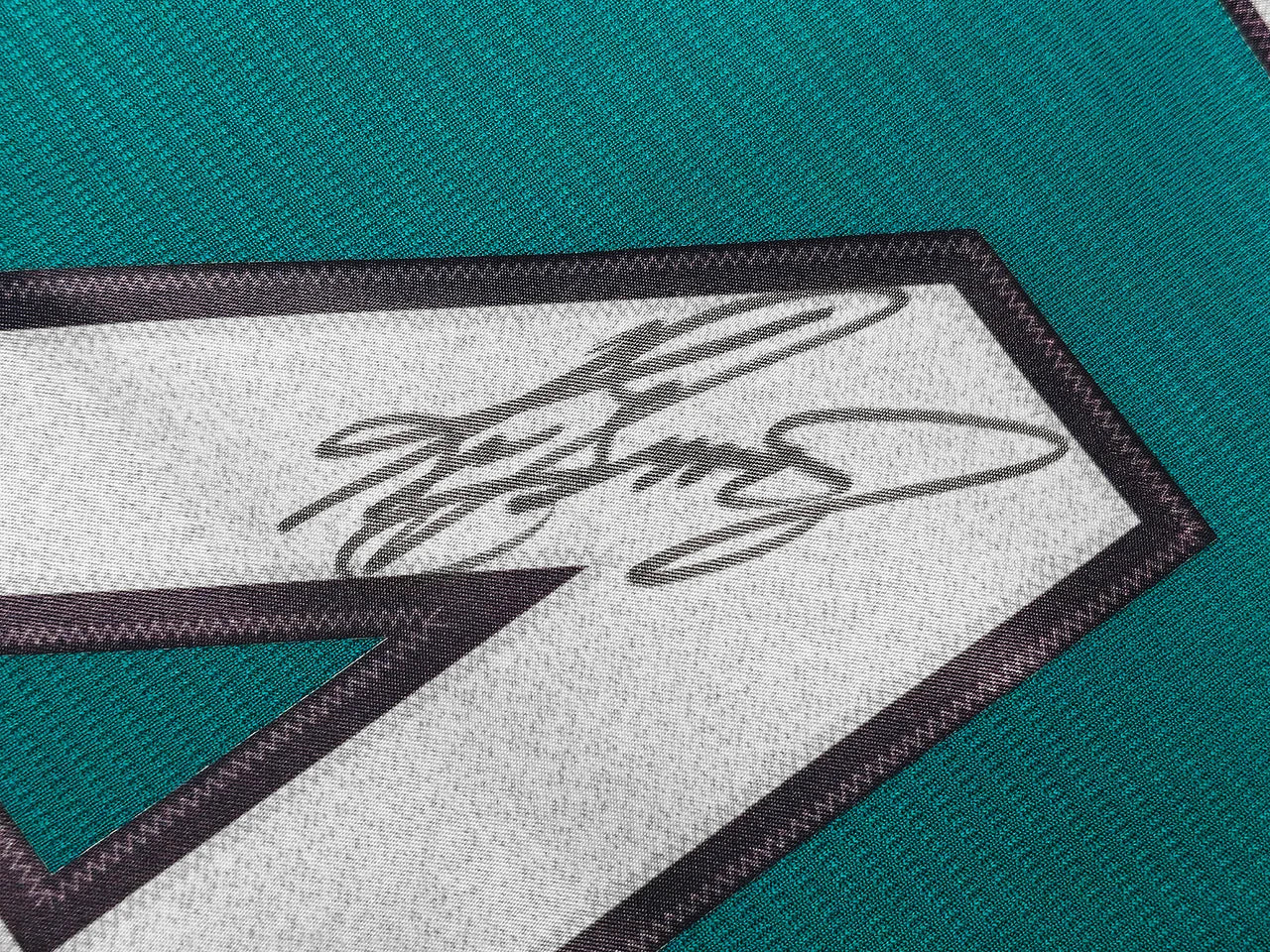 Ken Griffey Jr. Signed Nike Seattle Mariners Jersey -Beckett