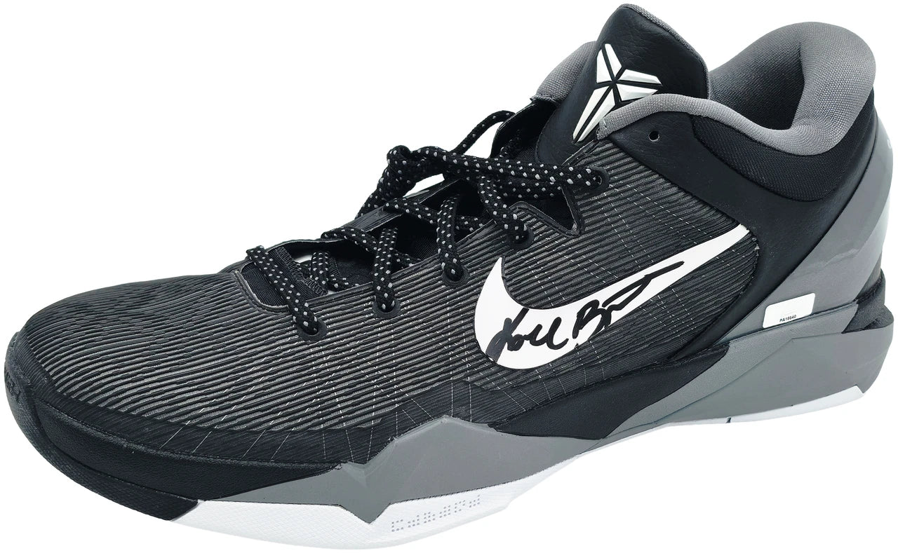 Kobe Bryant Signed Nike Kobe VII Shoes (Dual Signed) #4/8 - Panini Holo