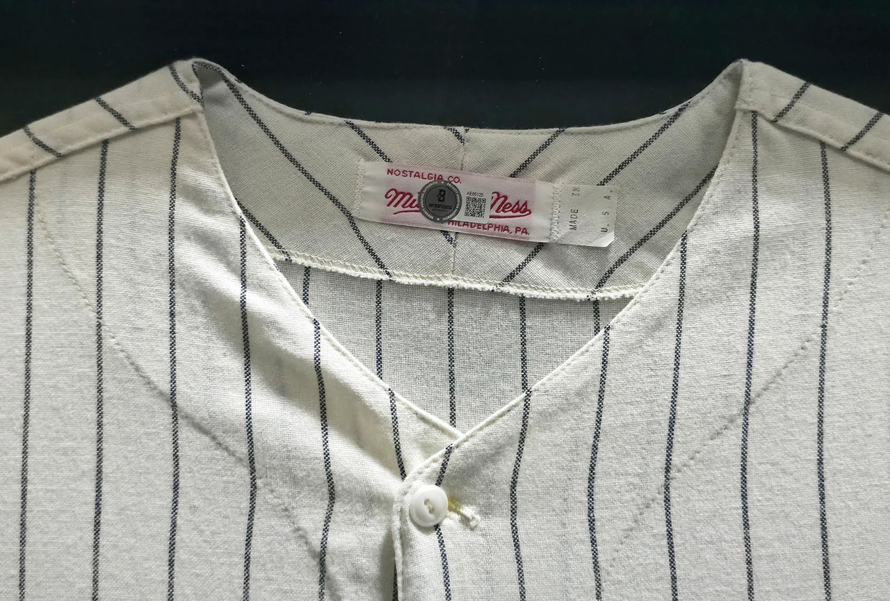 Mickey Mantle Signed Pinstripes Mitchell & Ness AL 50th Anniversary New York Yankees  Jersey - Beckett