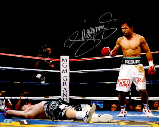 Manny Pacquiao Signed 16x20 Photo - Beckett